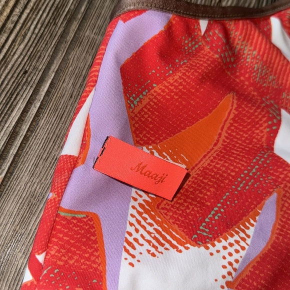 Maaji Wrap Bikini Top xl stretch reversible adjustable strap bralette style - Picture 3 of 4